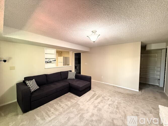 Vancouver House: 2217 NE Landover Drive