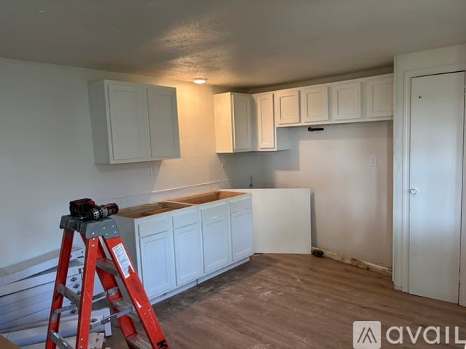 Marissa Apartment: 409 Joan Dr