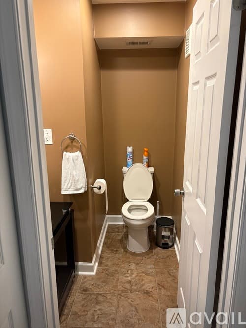 Lindenwold Condo: 48 Dover Drive