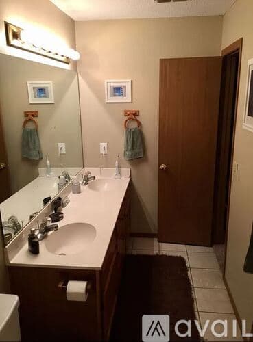 Lowell Apartment: 117 A Fox Run Pl