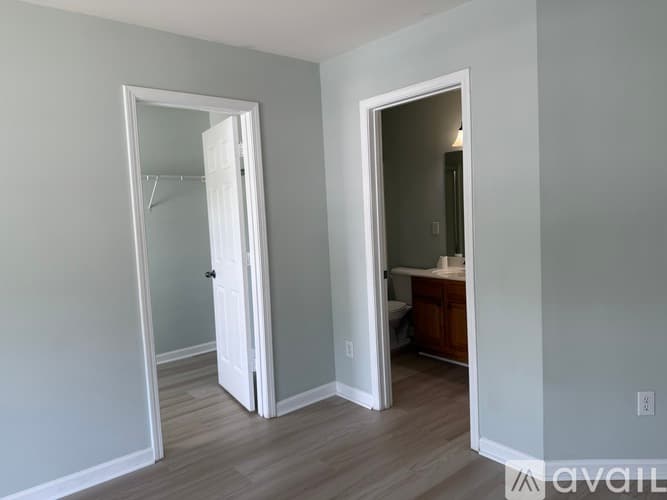Raleigh House: 5237 Meryton Park Way