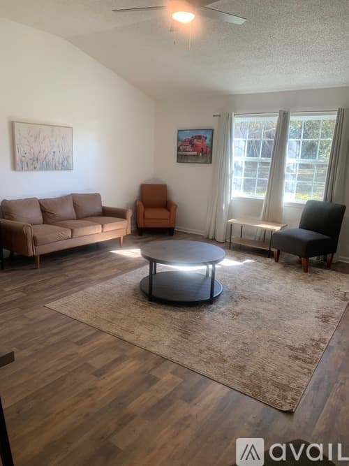 Douglas Apartment: 65 Willow Way