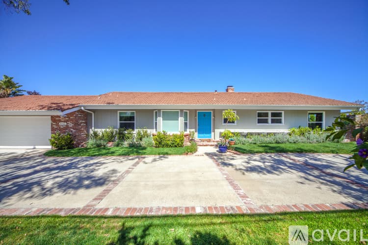 Malibu House: 6722 Dume Dr