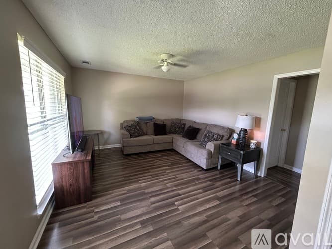 Pooler House: 1289 Homer City Way