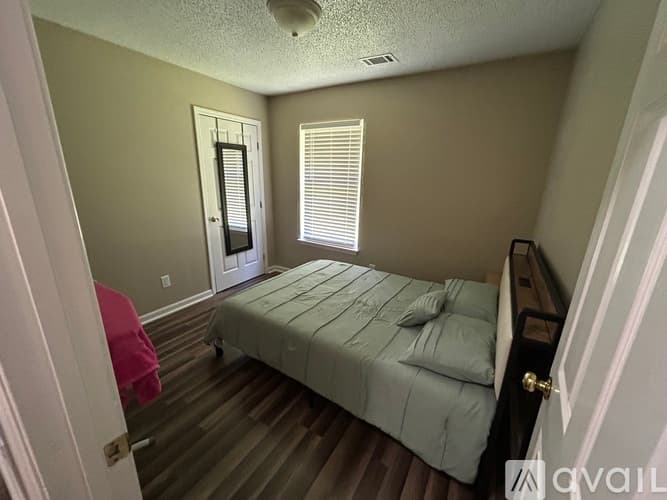 Pooler House: 1289 Homer City Way