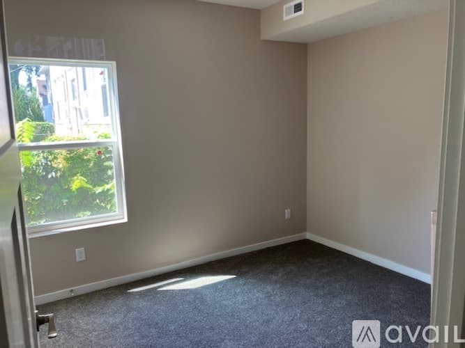 Minneapolis Apartment: 3601 4th Avenue South