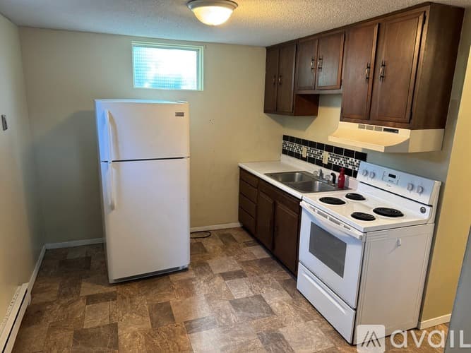 Cokato Apartment: 695 Jackson Ave SW