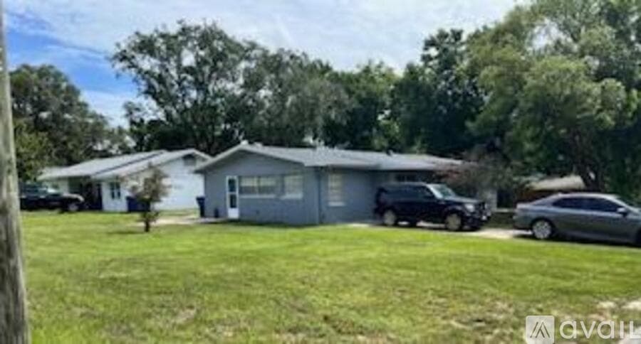 Minneola House: 104 East Pearl Street