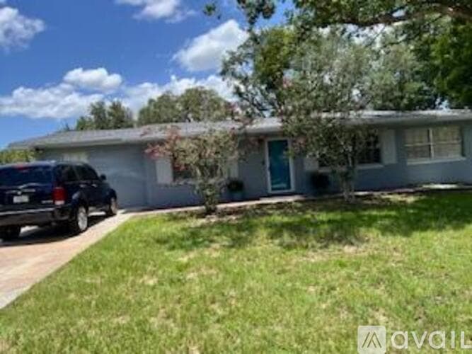 Minneola House: 104 East Pearl Street