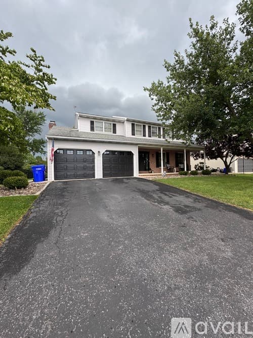 Dillsburg House: 413 Clemens Drive