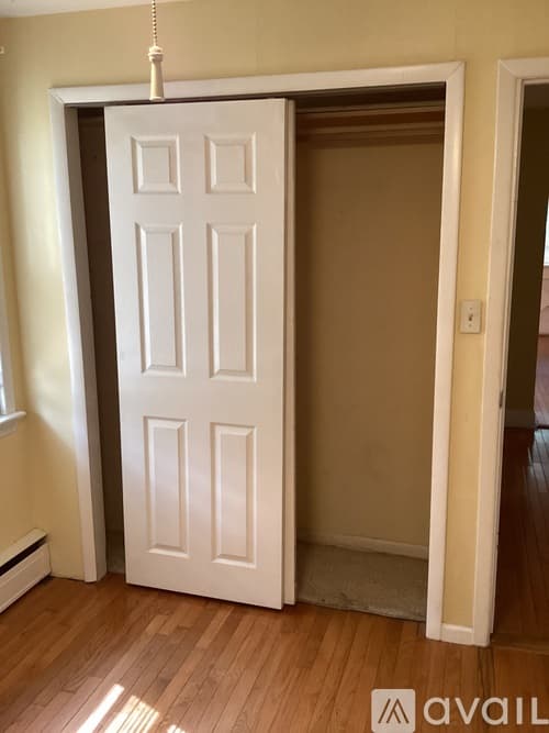 Pennsauken House: 8743 Orchard Avenue Floor 1