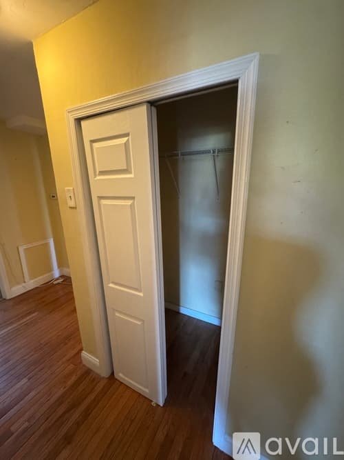 Pennsauken House: 8743 Orchard Avenue Floor 1