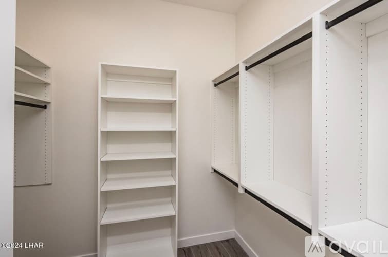 Lake Havasu City House: 8009 Corte De Los Pajaros