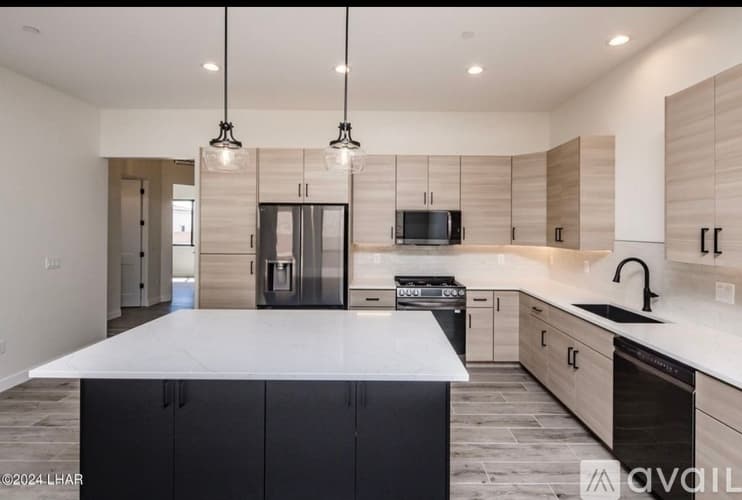 Lake Havasu City House: 8009 Corte De Los Pajaros