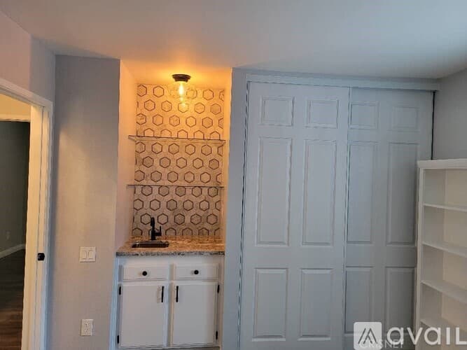Woodland Hills Townhome: 6121 Shoup Ave