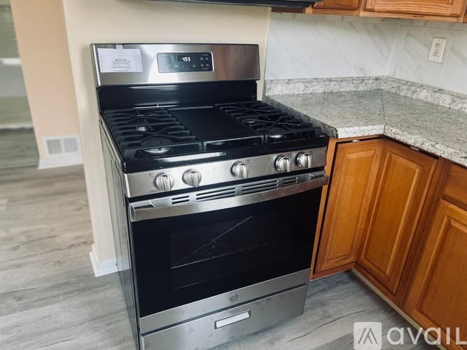 West Haven Apartment: 127 Peck Avenue