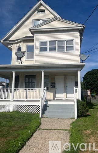 West Haven Apartment: 127 Peck Avenue