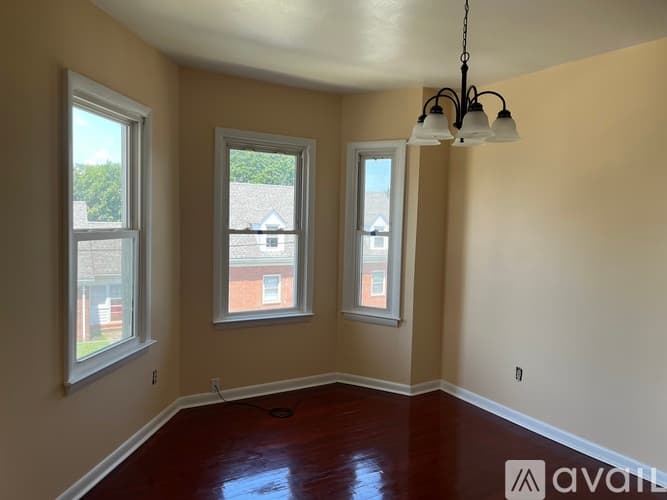 West Haven Apartment: 127 Peck Avenue