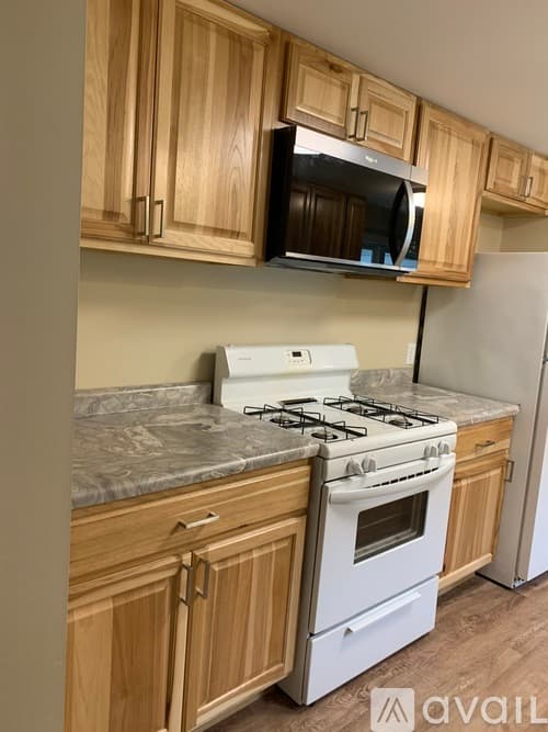 Hinckley House: 510 Oak Ave