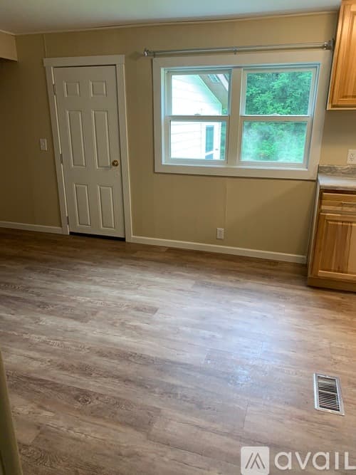 Hinckley House: 510 Oak Ave