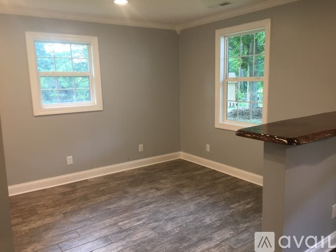 Partlow House: 5018 Holly Drive