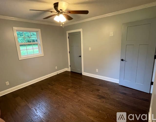 Partlow House: 5018 Holly Drive