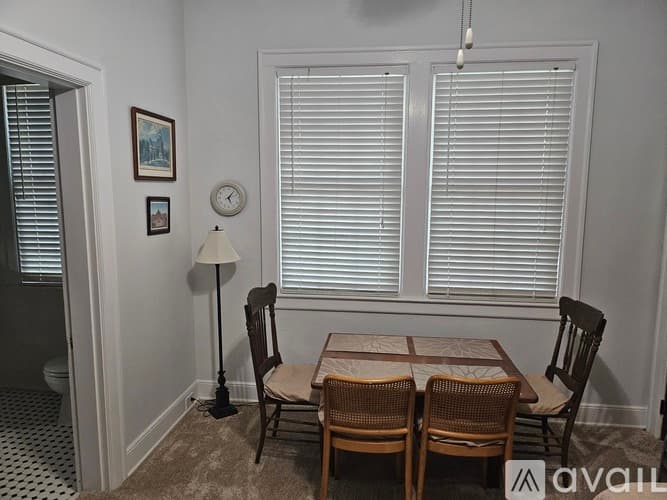 Rock Hill House: 706 Milton Ave