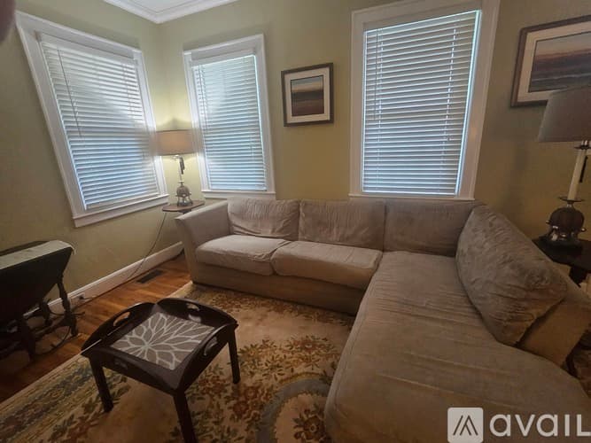 Rock Hill House: 706 Milton Ave
