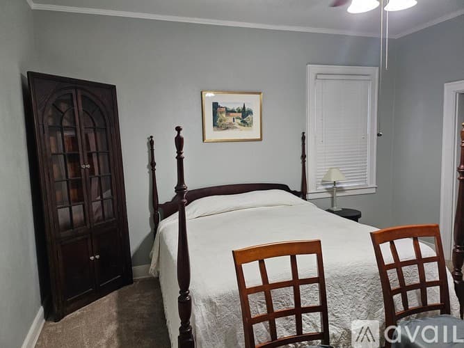 Rock Hill House: 706 Milton Ave