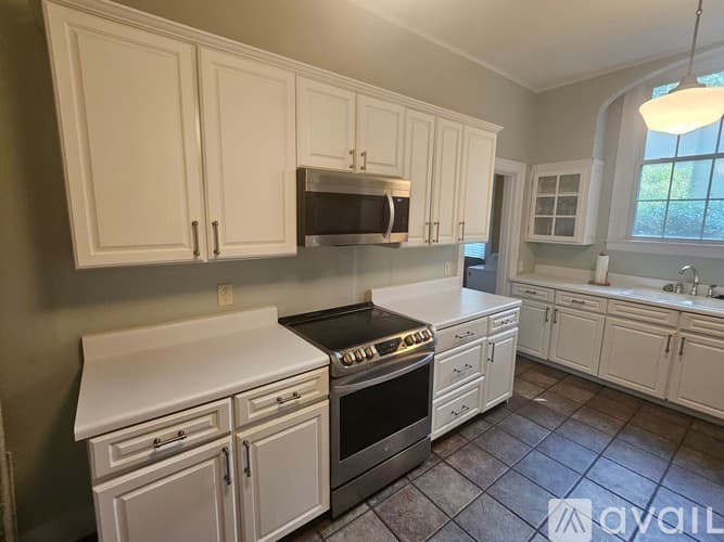 Rock Hill House: 706 Milton Ave