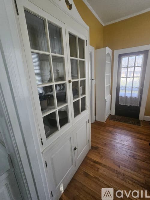 Rock Hill House: 706 Milton Ave