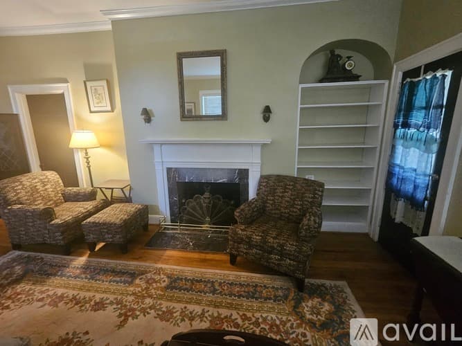 Rock Hill House: 706 Milton Ave