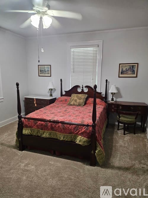 Rock Hill House: 706 Milton Ave