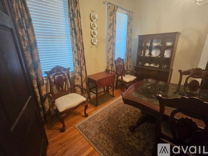 Rock Hill House: 706 Milton Ave