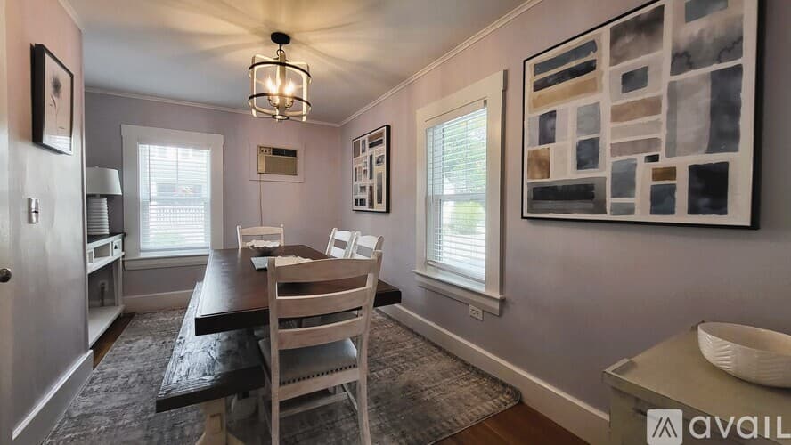 Ogunquit House: 280 Main St