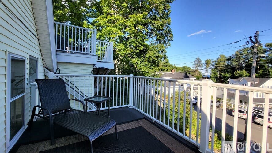 Ogunquit House: 280 Main St