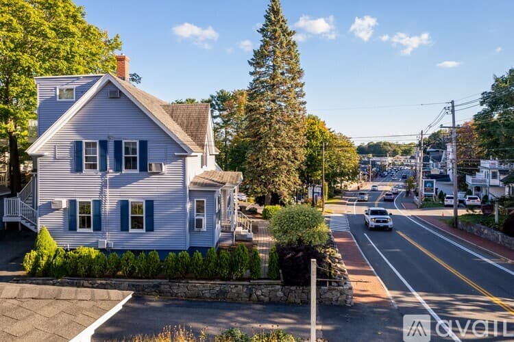 Ogunquit House: 280 Main St
