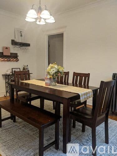 Chicago Apartment: 3615 N Pine Grove Ave