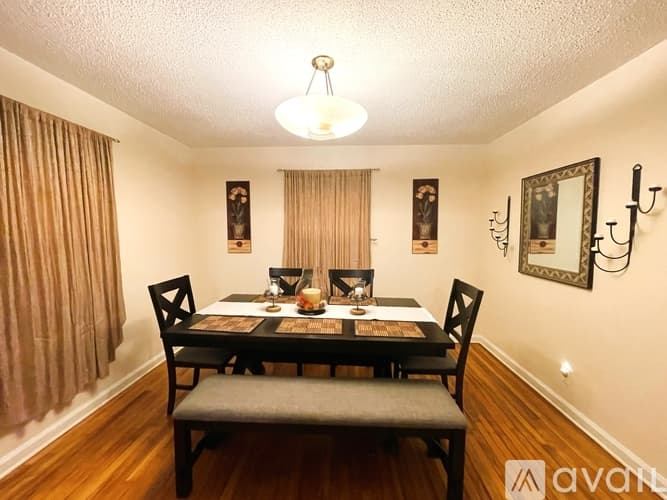 Albany House: 1613 Acker Drive