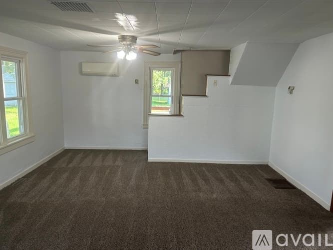 Forest Lake House: 631 West Broadway Avenue