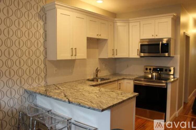Boston Apartment: 951 Saratoga St