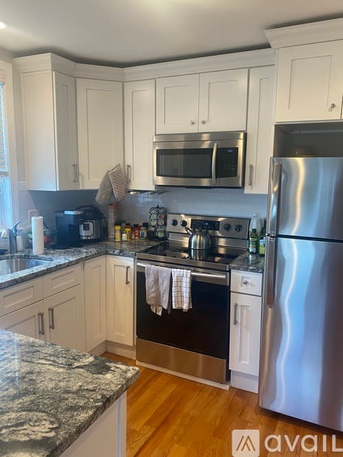 Boston Apartment: 951 Saratoga St