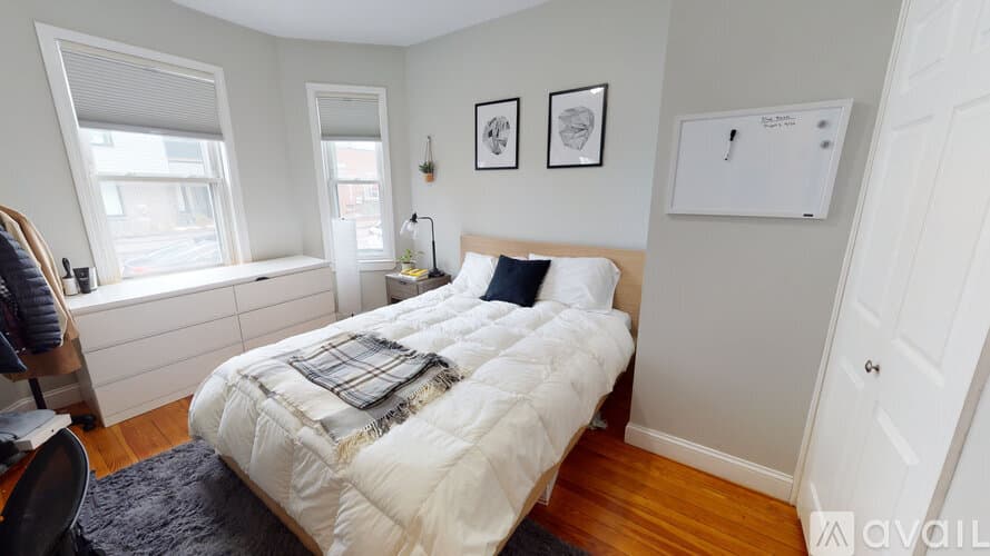 Boston Apartment: 951 Saratoga St