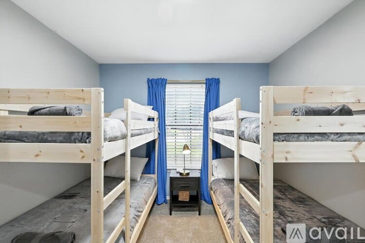 Keller House: 749 Western Trail