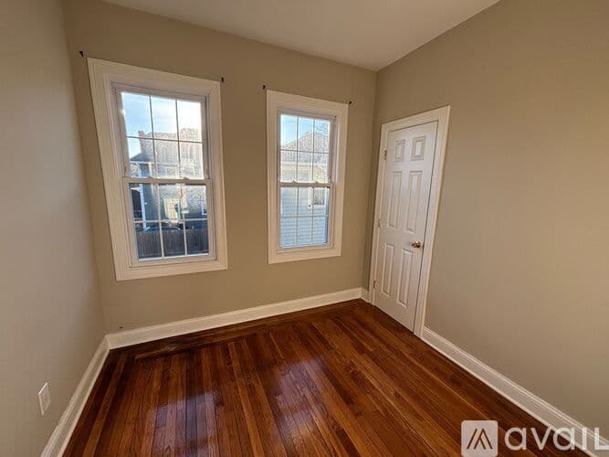 Milford Apartment: 19 Darina Pl