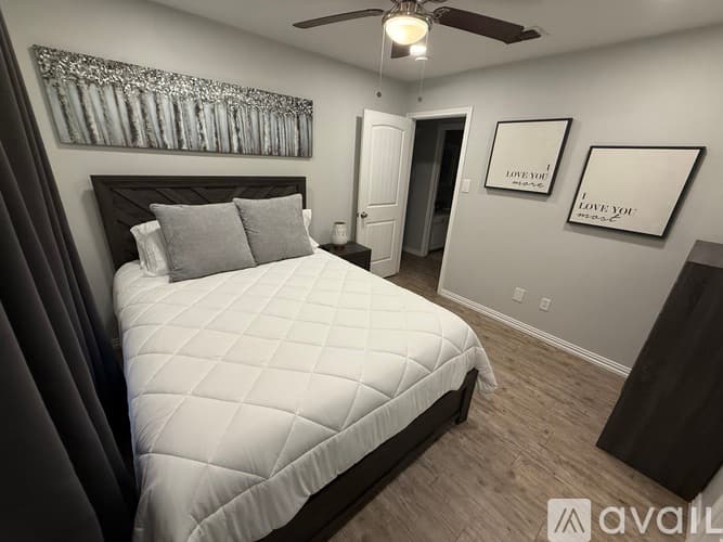 Forest Hill House: 3100 Valley Forge Trail