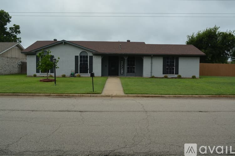 Forest Hill House: 3100 Valley Forge Trail