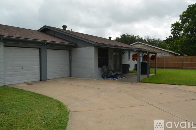 Forest Hill House: 3100 Valley Forge Trail