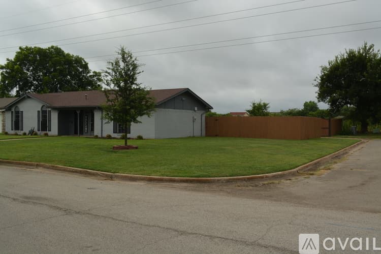 Forest Hill House: 3100 Valley Forge Trail