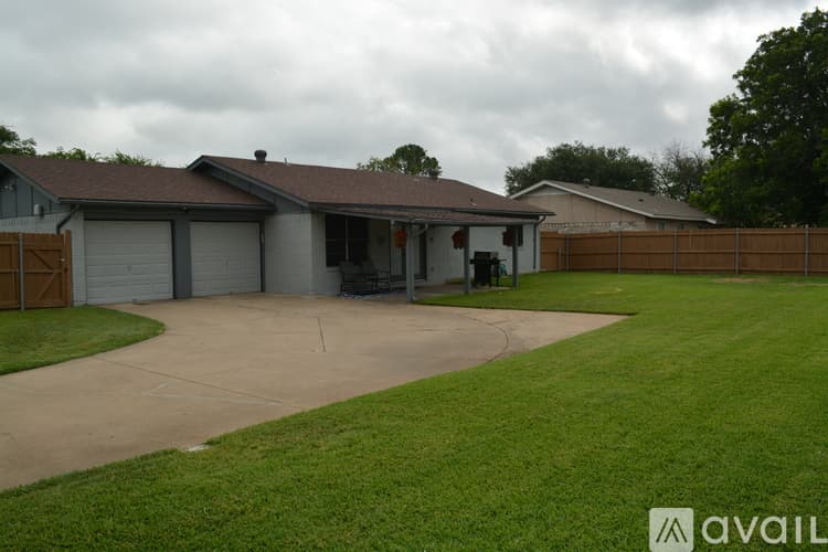 Forest Hill House: 3100 Valley Forge Trail